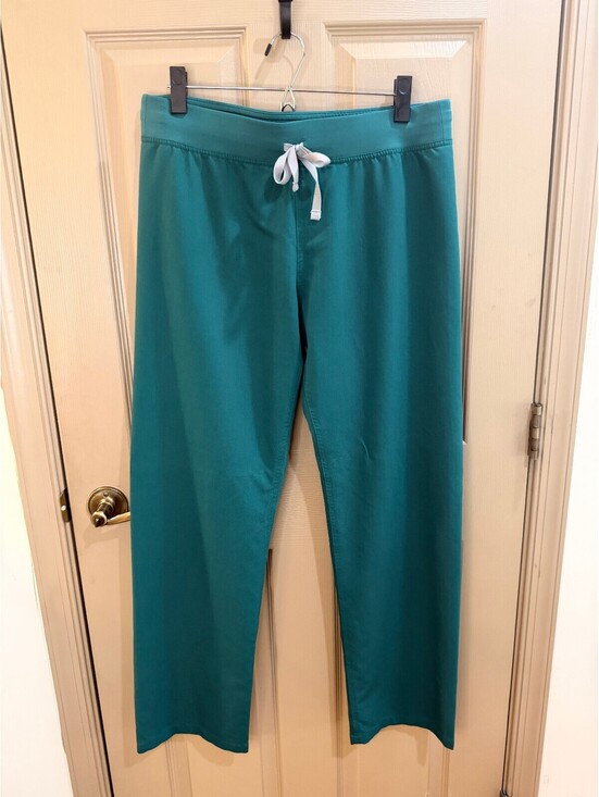 FIGS Pants - FIGS Livingston Basic Scrub Pants – Forest Green – Size M 🌲💚